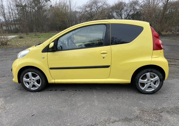 Peugeot 107 cena 6999 przebieg: 199900, rok produkcji 2006 z Bydgoszcz małe 191